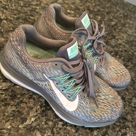 Nike zoom winflo 5 sz7.5 - Picture 2 of 9